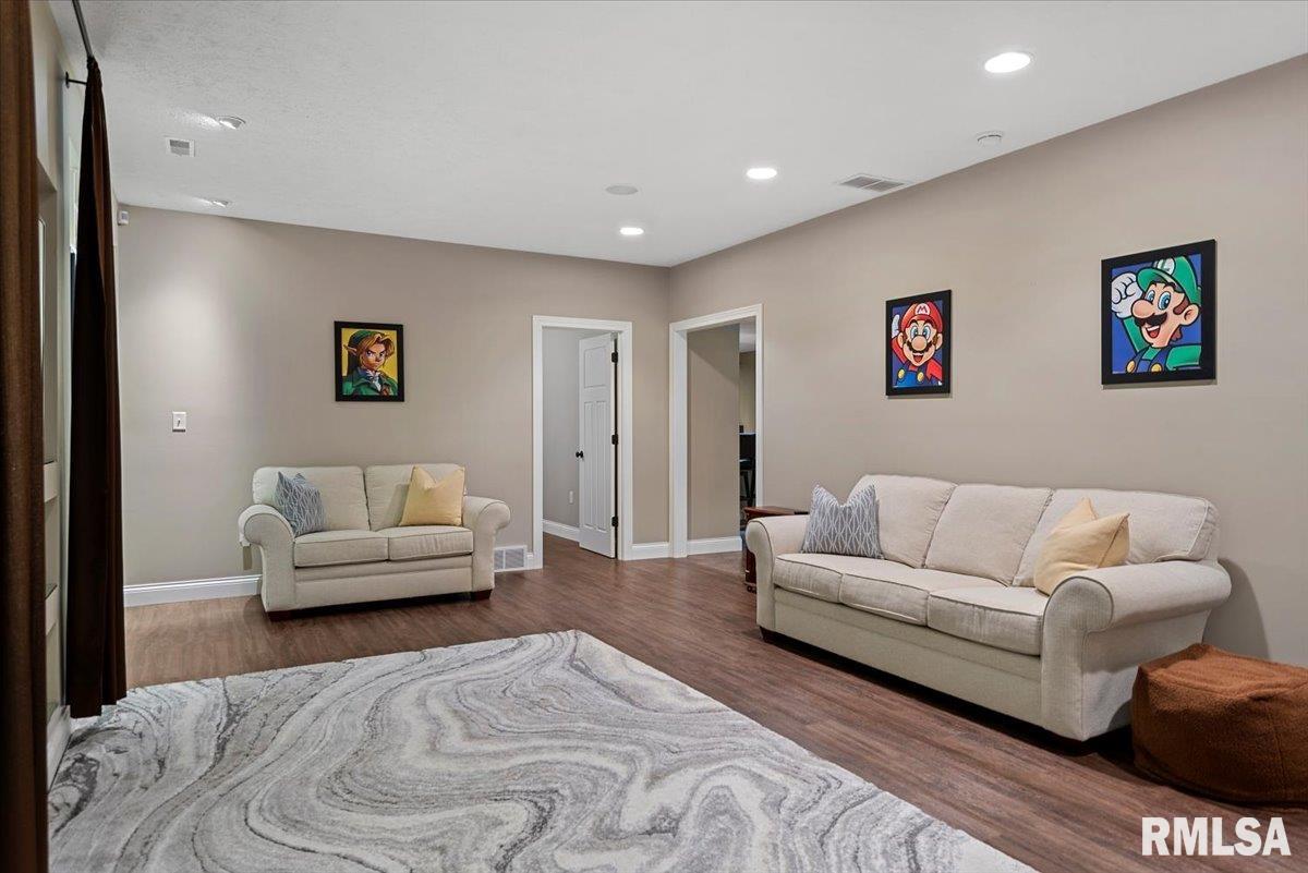 406 Sommerset Drive, Chatham, Illinois image 33