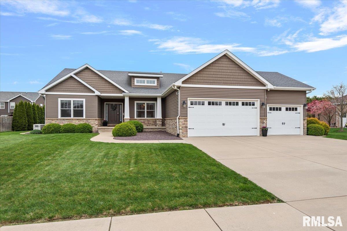 406 Sommerset Drive, Chatham, Illinois image 1