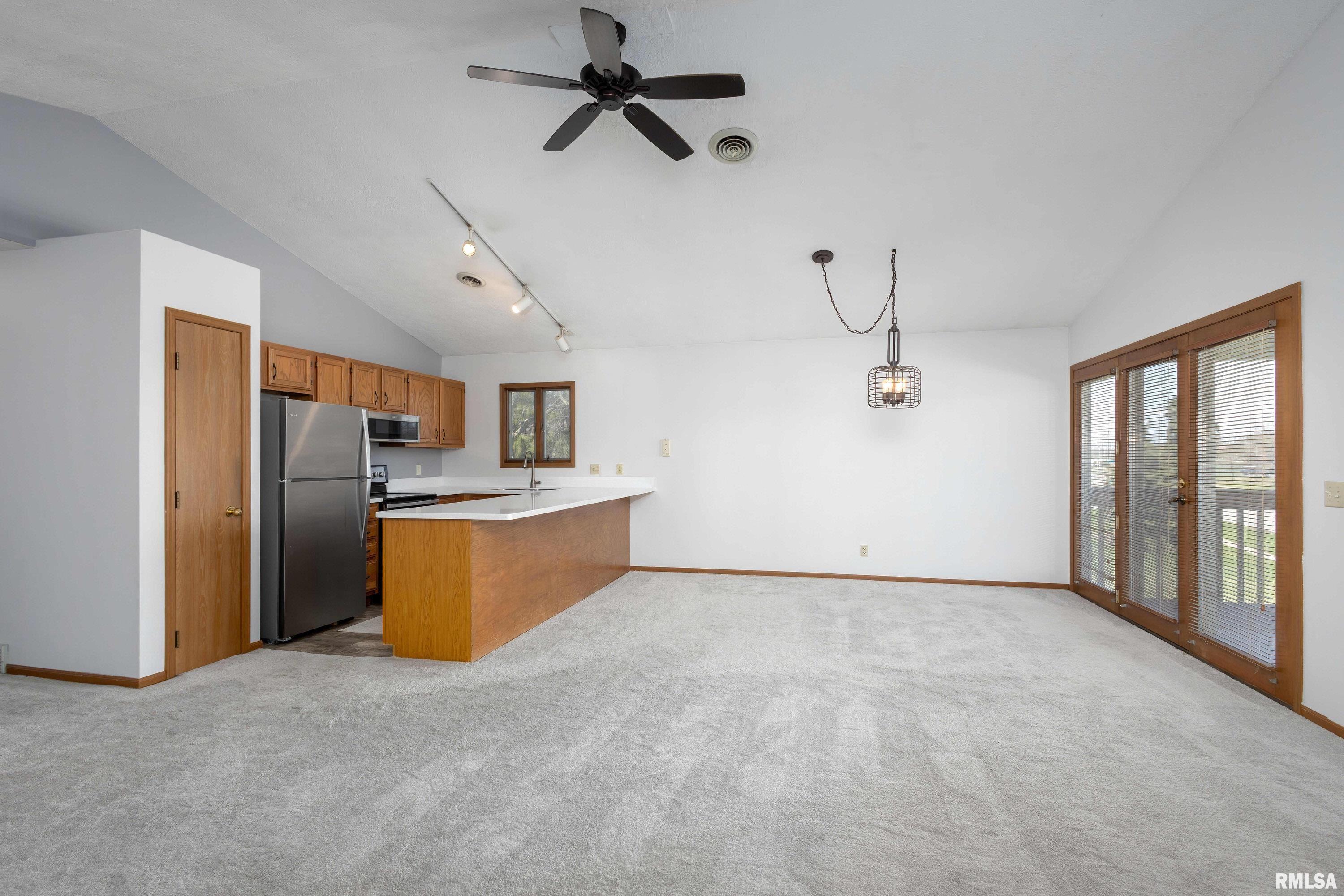4185 Mallard Court #103, Bettendorf, Iowa image 5