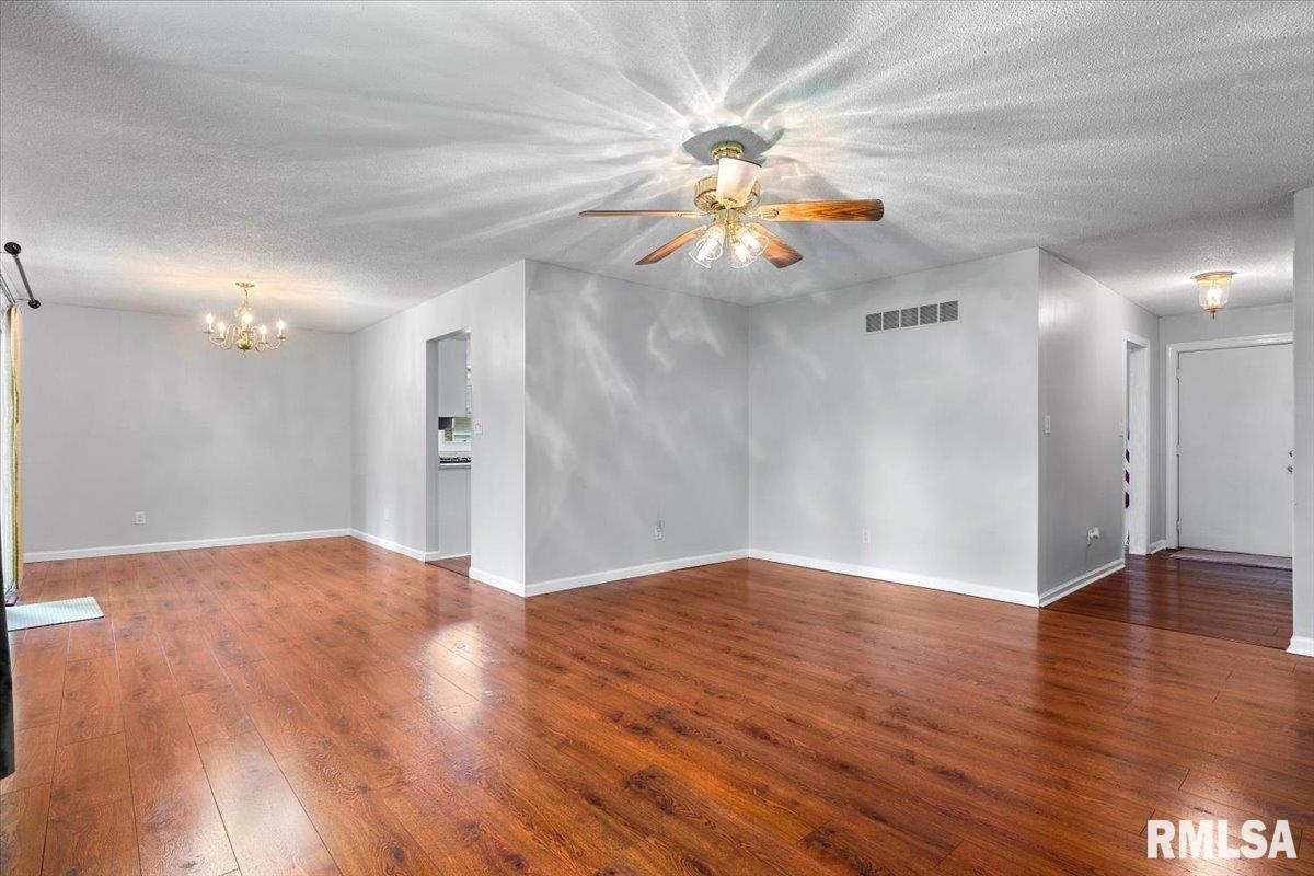 2213 Croydon Drive, Springfield, Illinois image 3