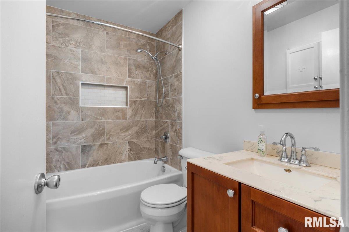 2213 Croydon Drive, Springfield, Illinois image 21