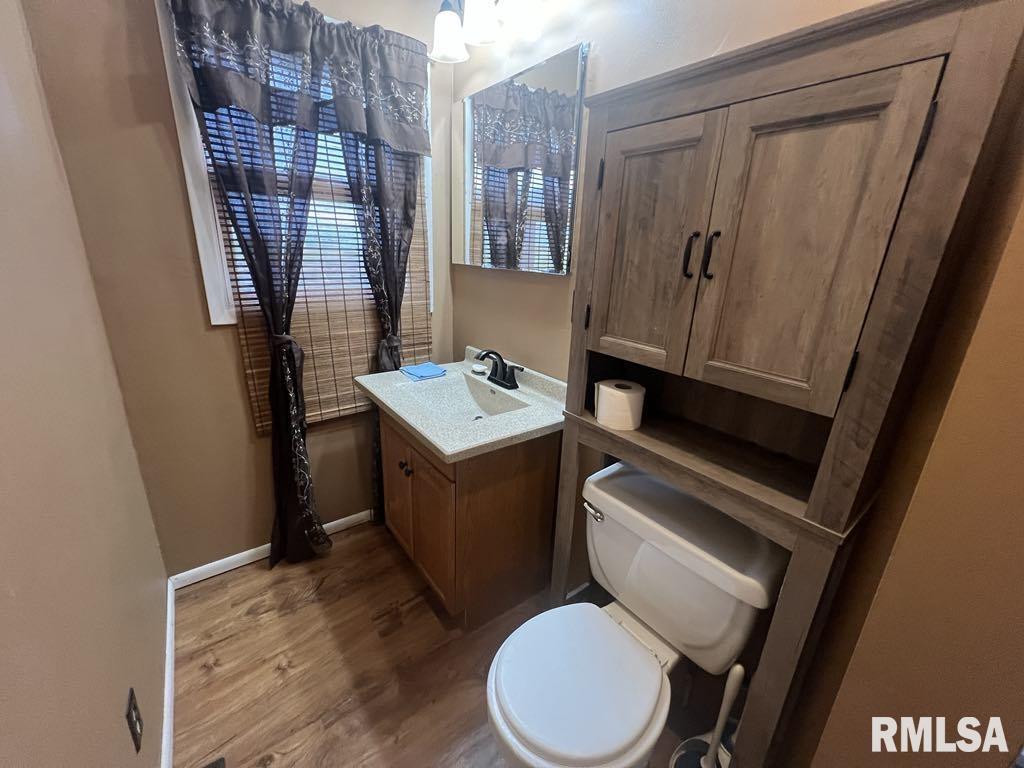 7884 E 1100th Street, Macomb, Illinois image 9