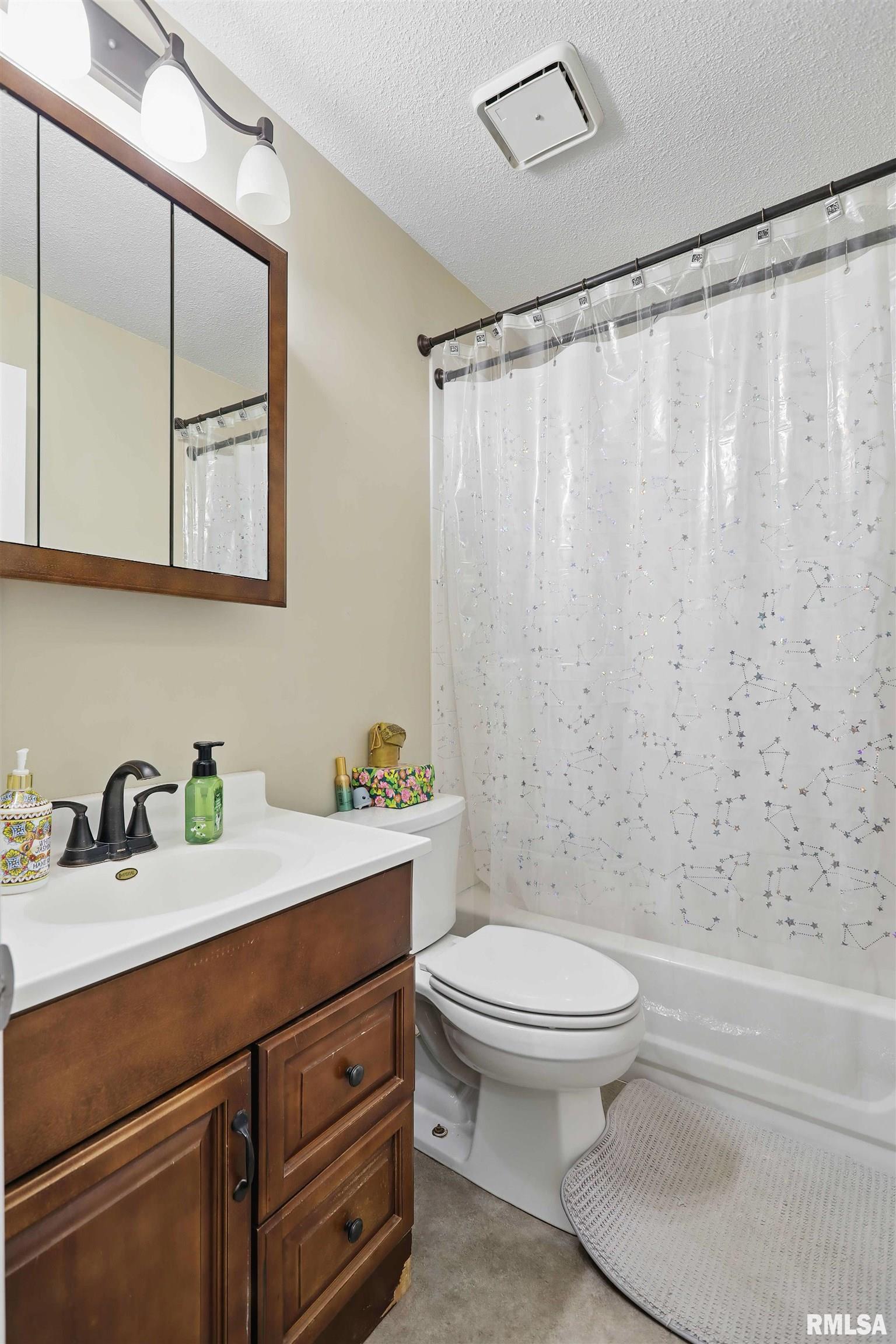 1740 W 55th Street, Davenport, Iowa image 10