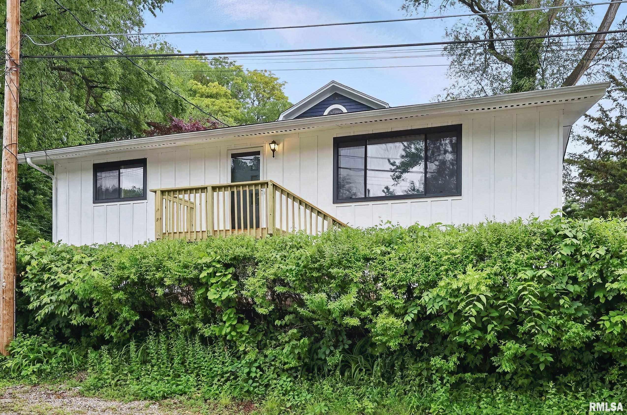 2402 Middle Road, Davenport, Iowa image 4