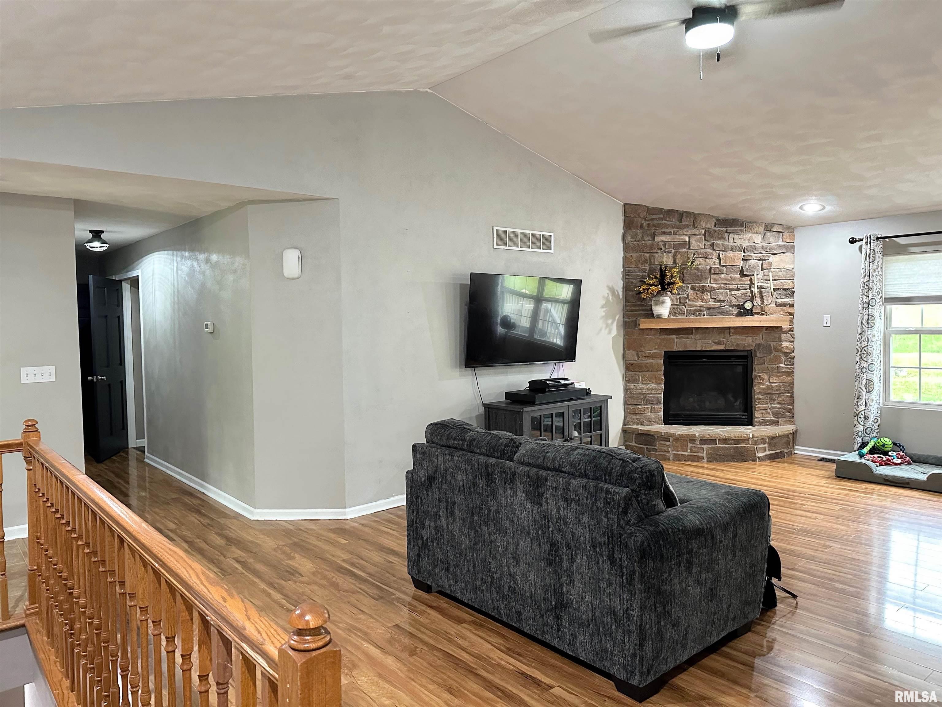 4111 Evergreen Lane, Pinckneyville, Illinois image 26