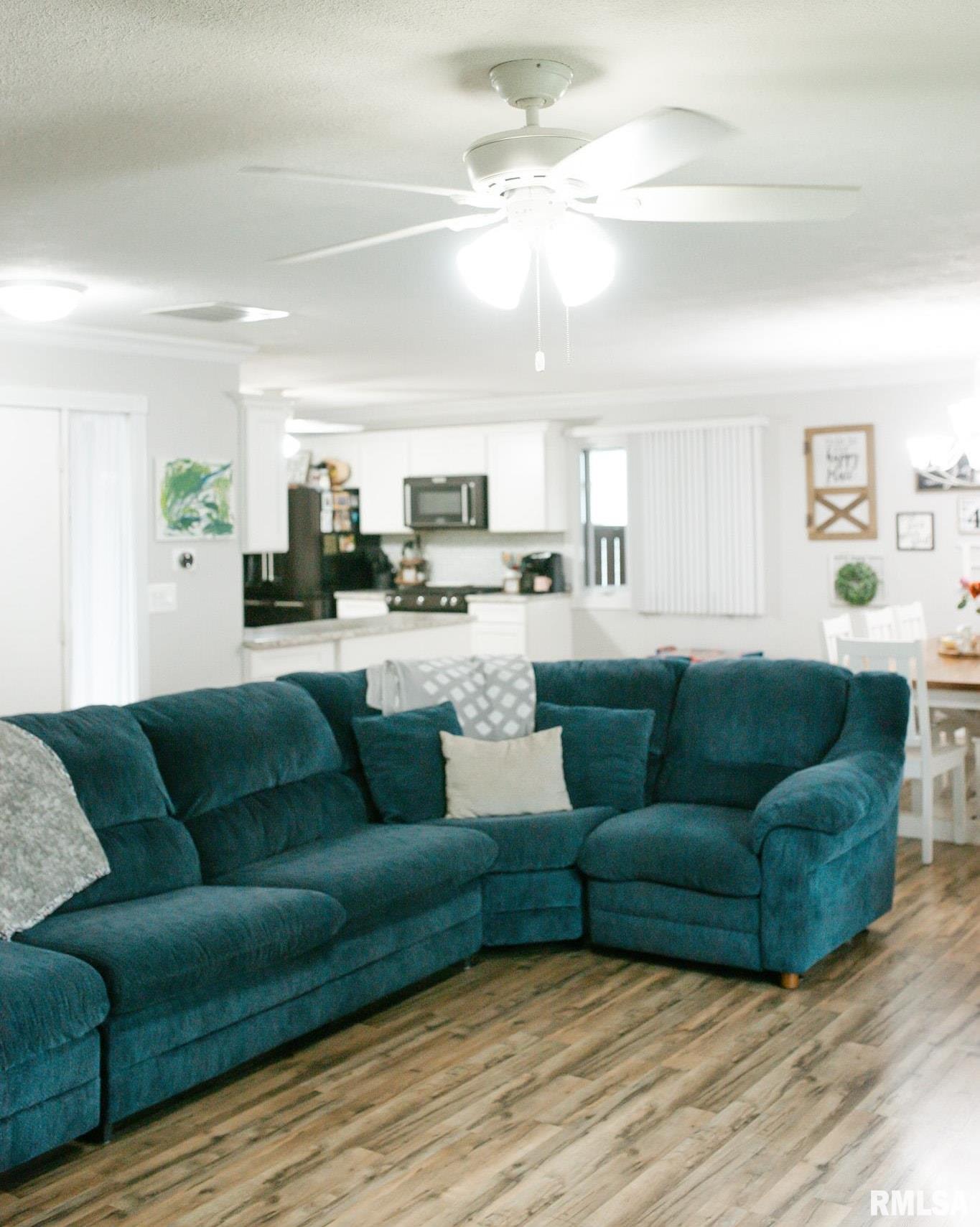 205 Hickory Street, Kincaid, Illinois image 21