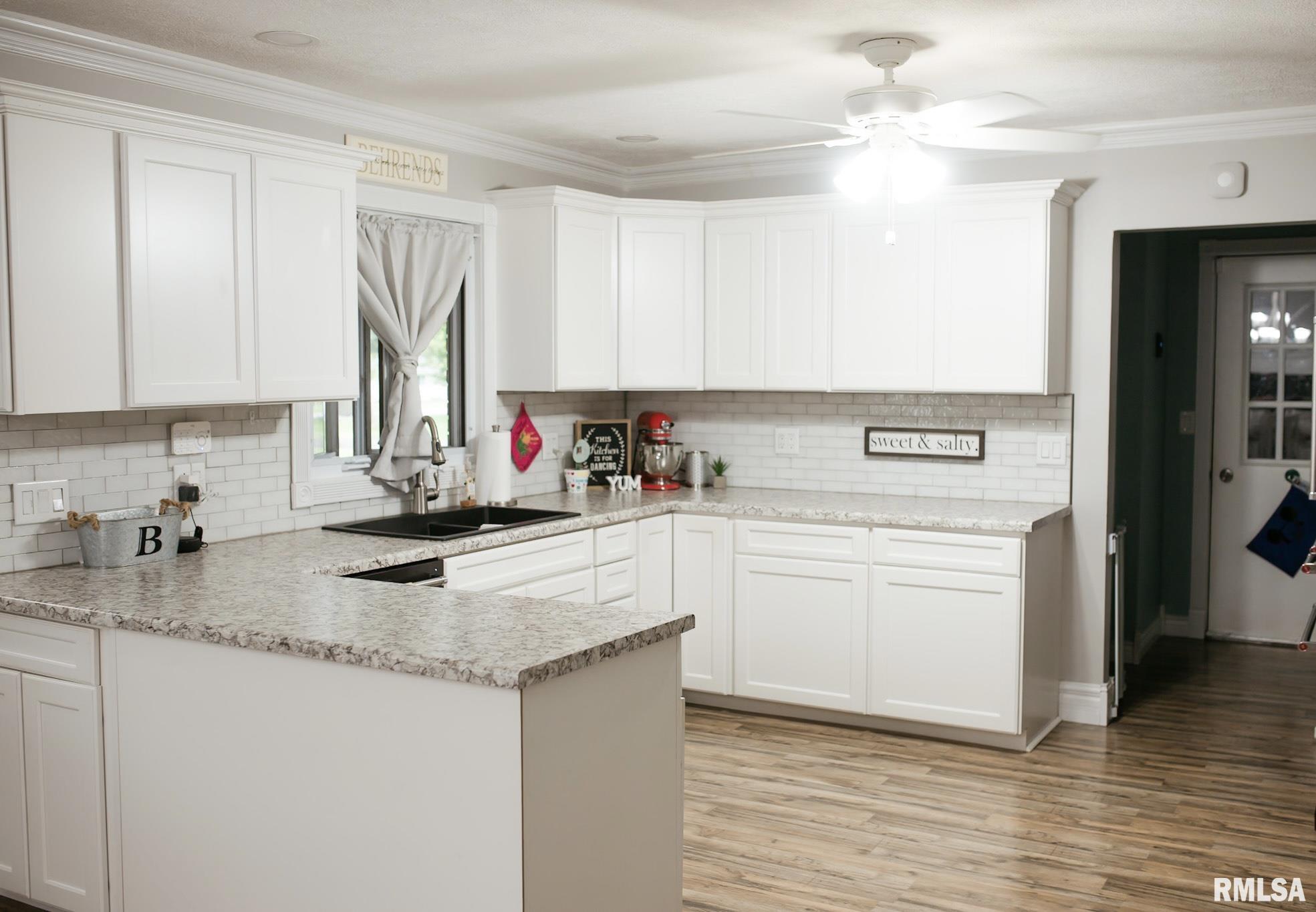 205 Hickory Street, Kincaid, Illinois image 16