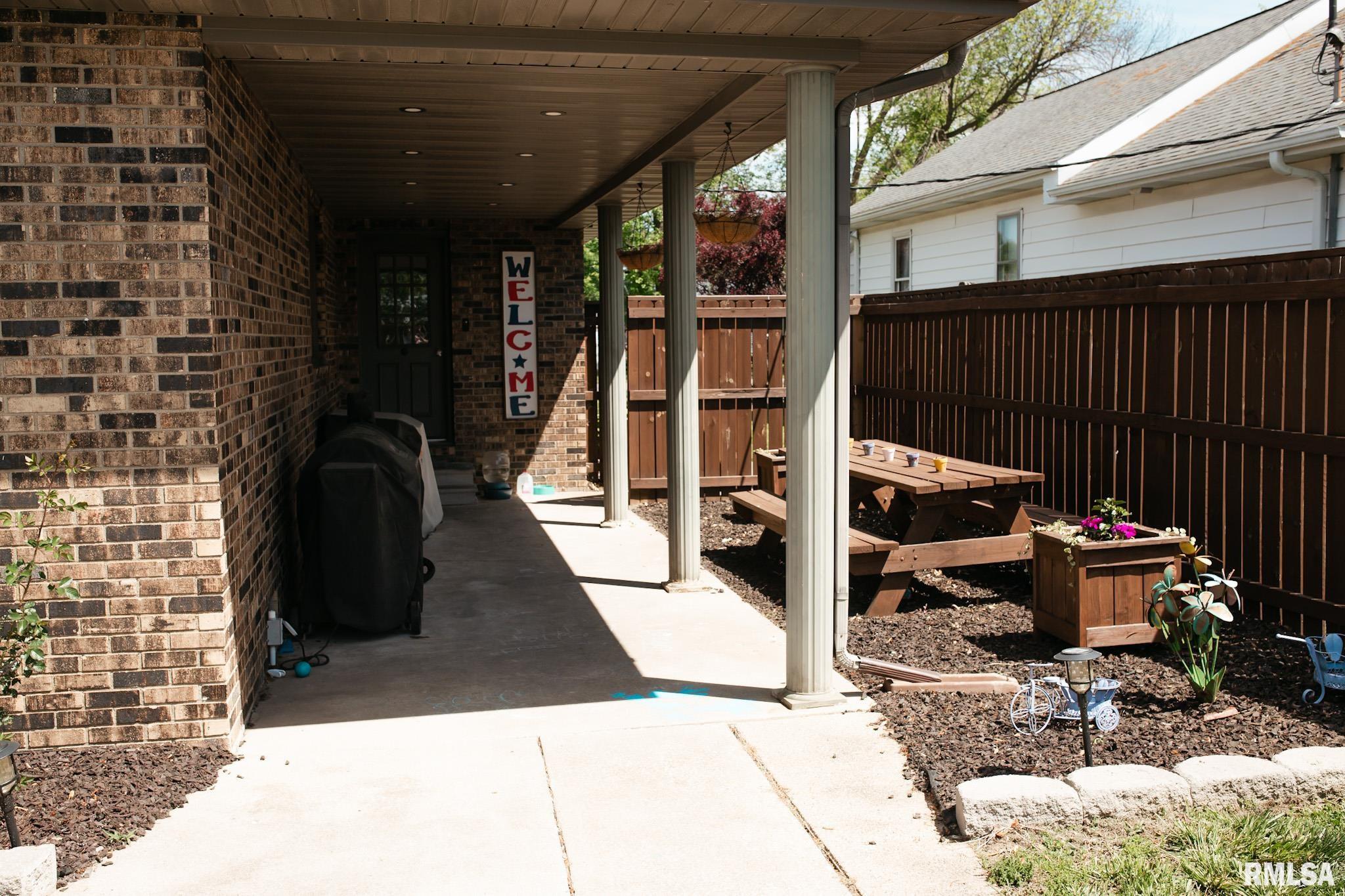 205 Hickory Street, Kincaid, Illinois image 5