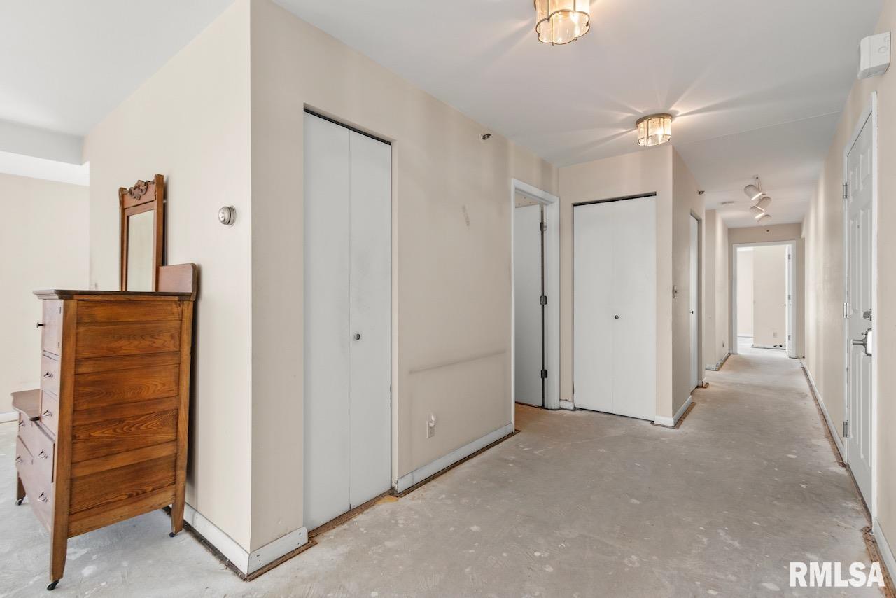 125 SW Jefferson Avenue #W6A - W6B1, Peoria, Illinois image 14
