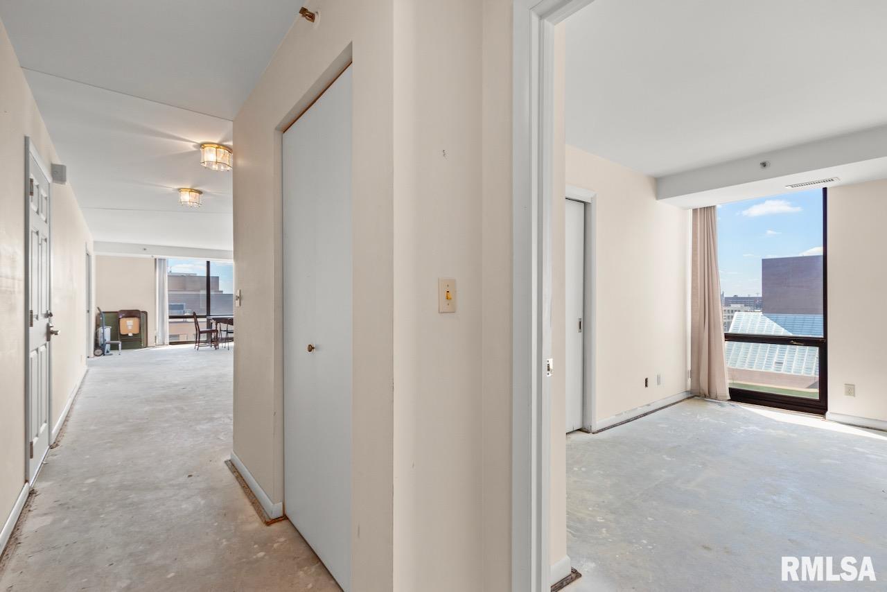 125 SW Jefferson Avenue #W6A - W6B1, Peoria, Illinois image 17
