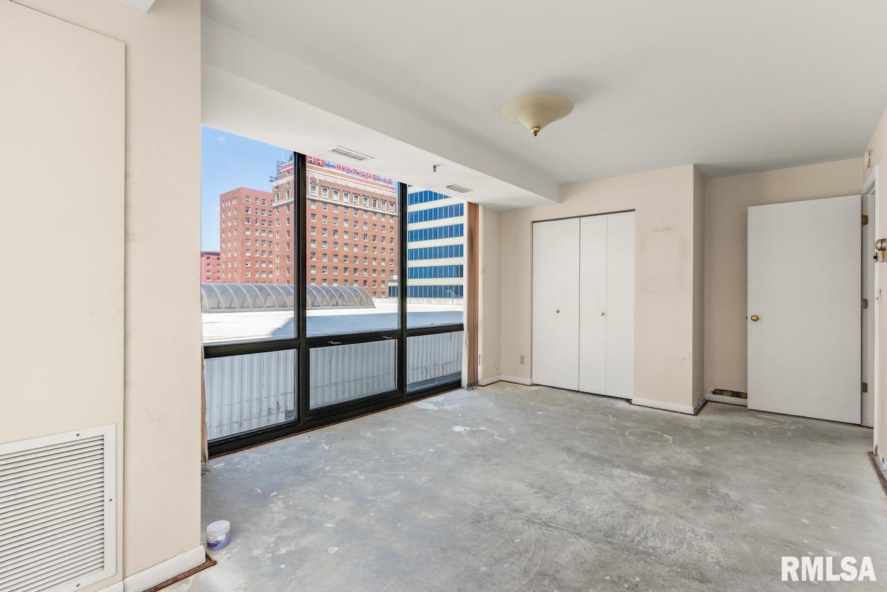 125 SW Jefferson Avenue #W6A - W6B1, Peoria, Illinois image 21