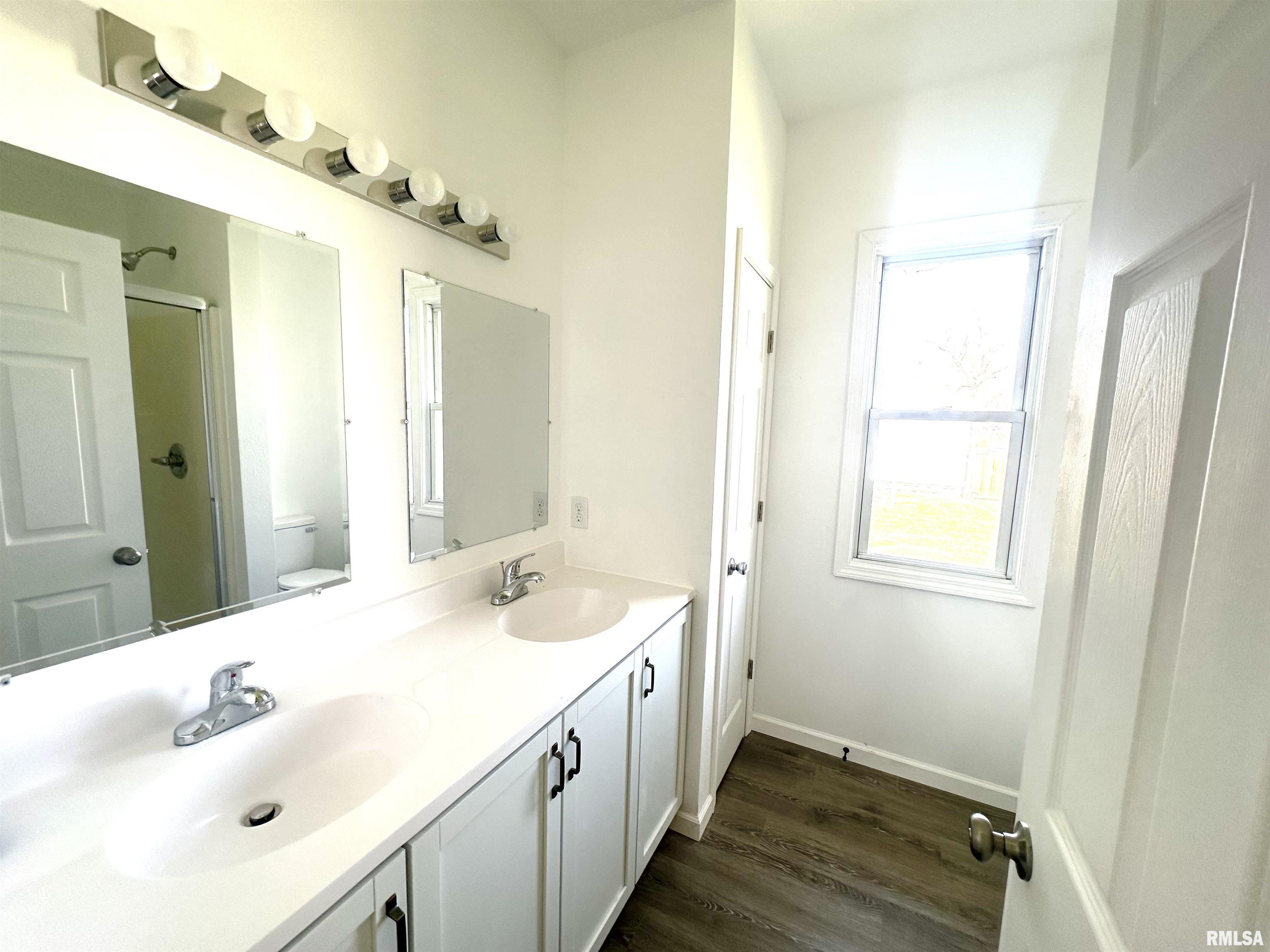 641 N Hickory Street, Centralia, Illinois image 7