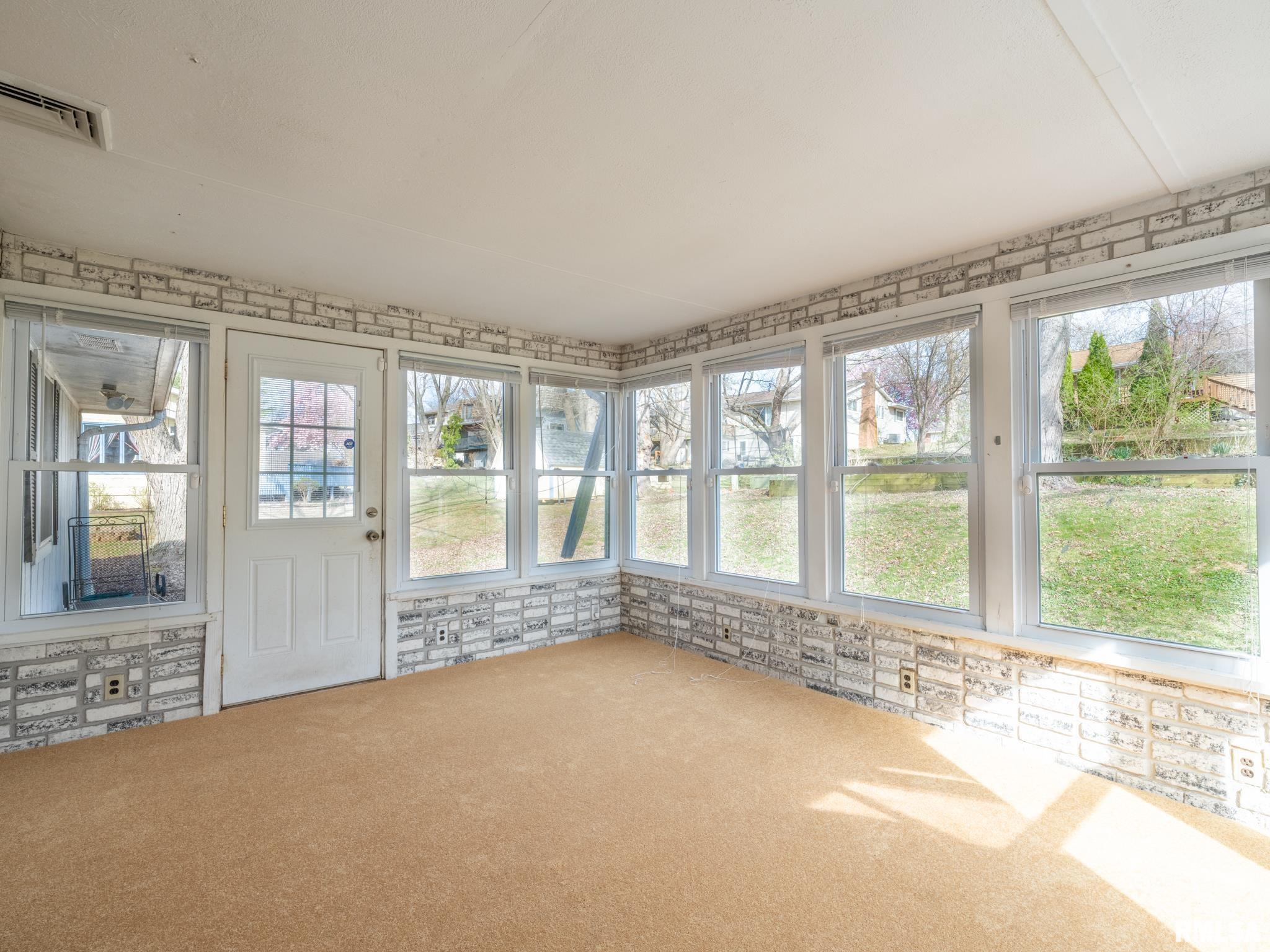 2112 Granada Drive, Pekin, Illinois image 22