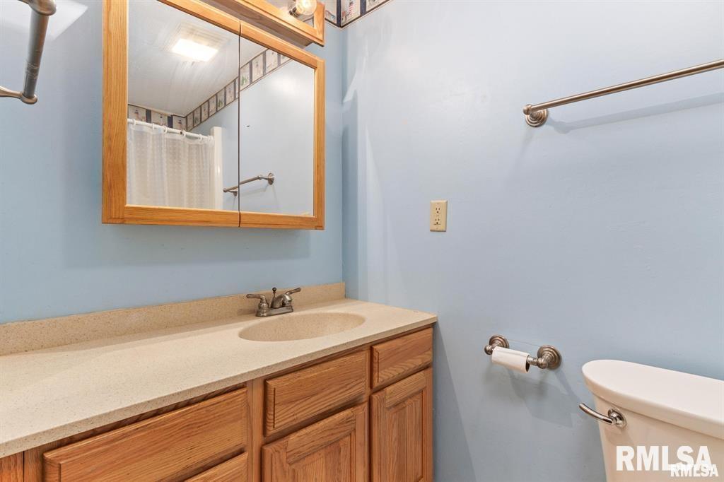 2112 Granada Drive, Pekin, Illinois image 25