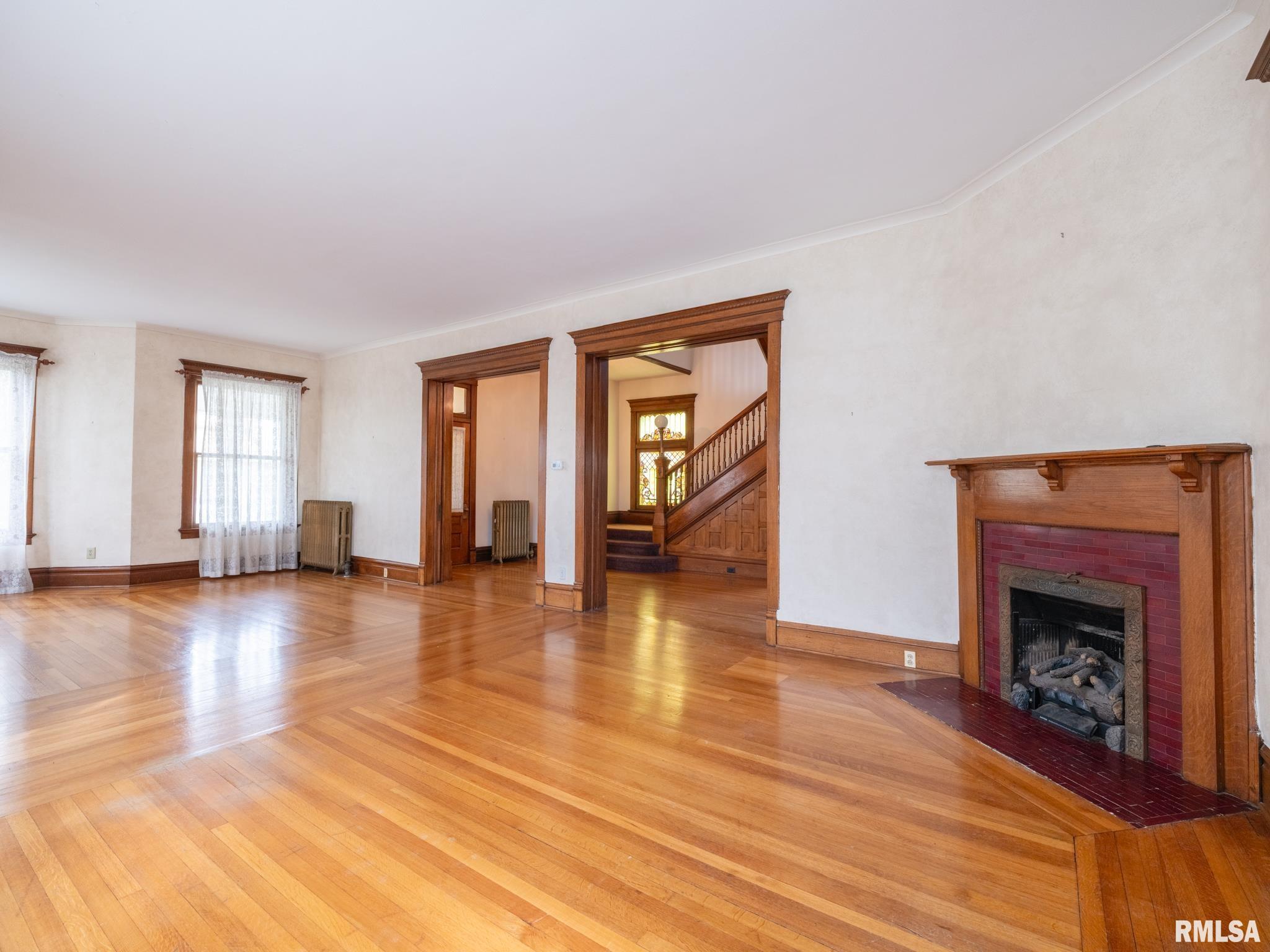 910 Washington Street, Pekin, Illinois image 24