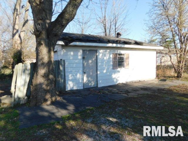 907 N Garfield Street, Marion, Illinois image 17