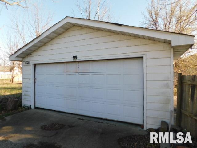907 N Garfield Street, Marion, Illinois image 14
