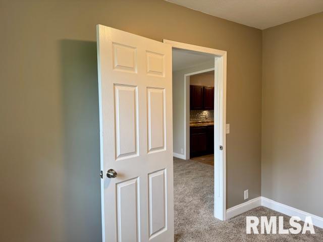 1203 13th Avenue South, Clinton, Iowa image 17