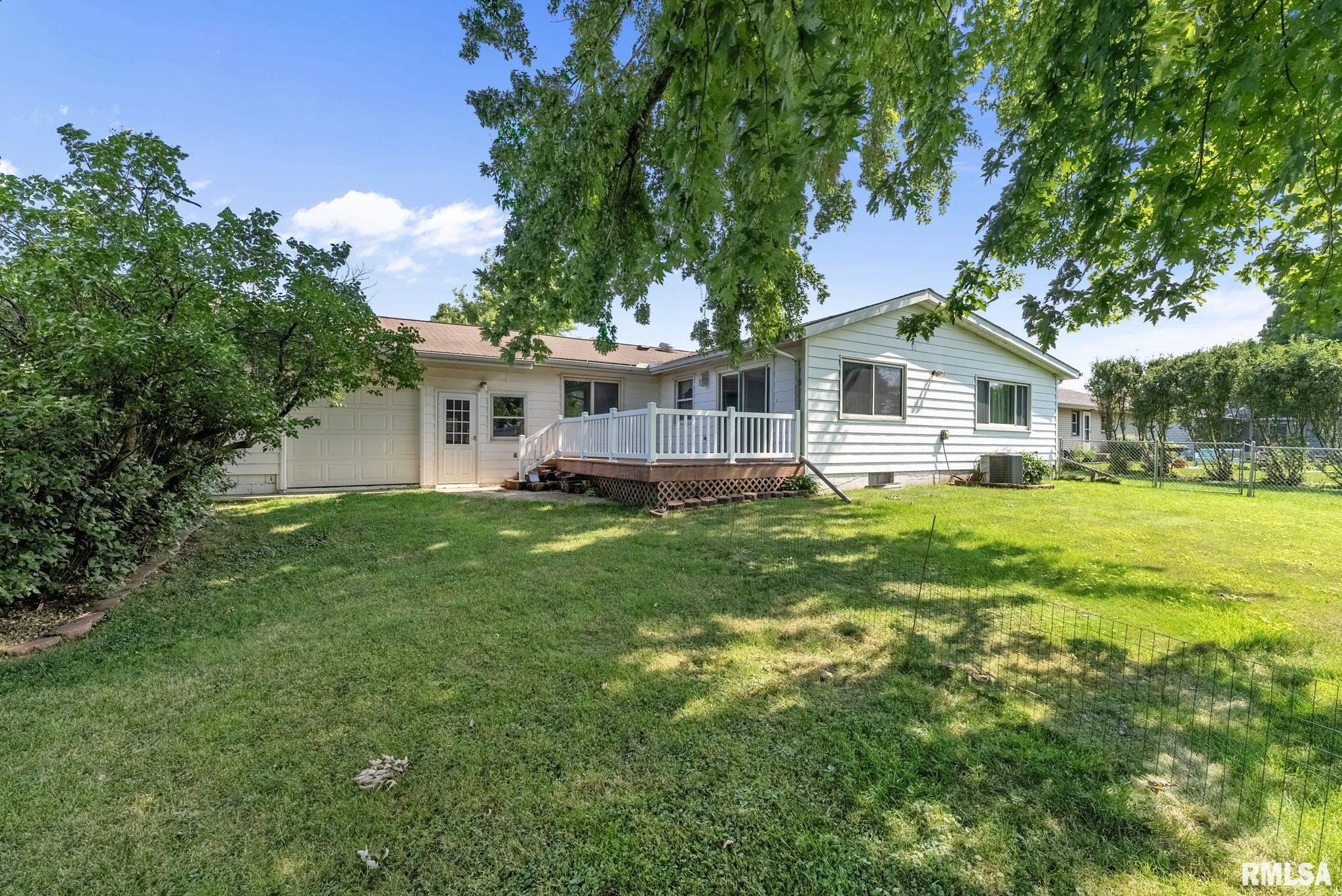 411 Margaret Street, Atkinson, Illinois image 4