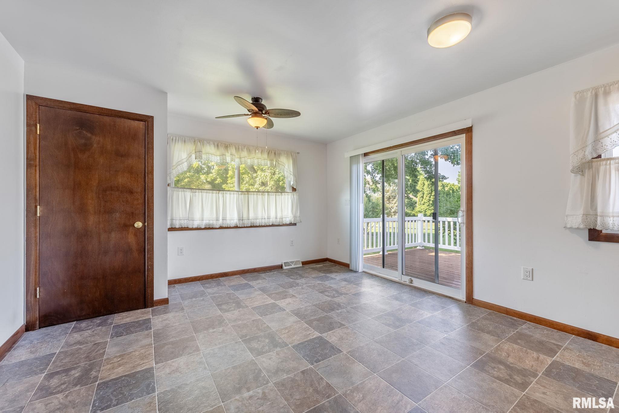 411 Margaret Street, Atkinson, Illinois image 16