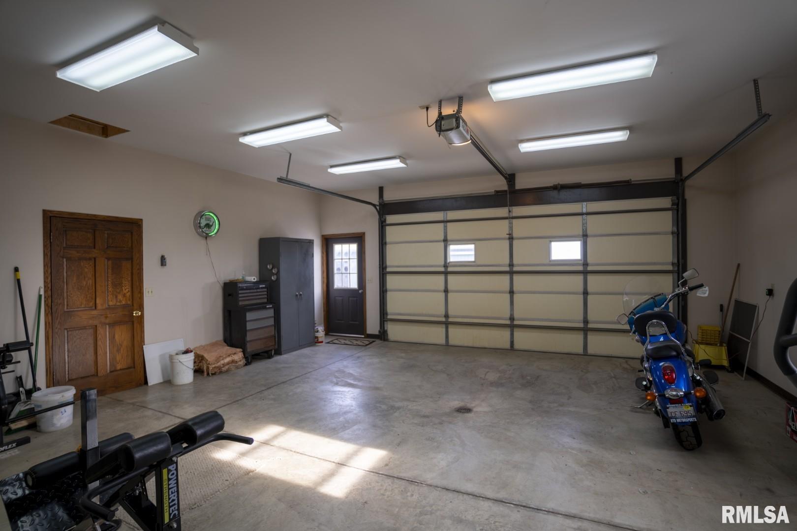 1359 S Bridge Road, Niantic, Illinois image 34