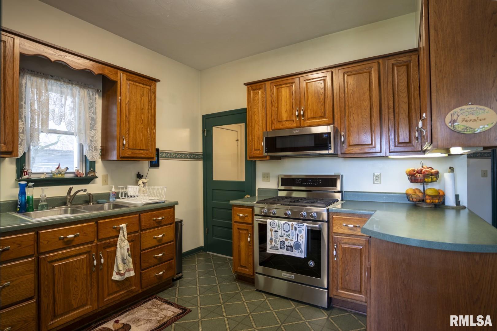 1359 S Bridge Road, Niantic, Illinois image 9