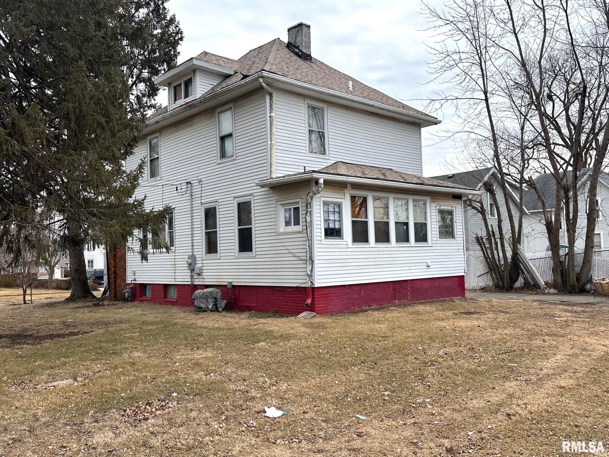 284 Garfield Avenue, Galesburg, Illinois image 3