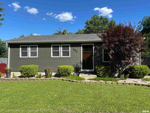 Homes For Sale - 307 Bittersweet Street<br/> Adams County, Payson, IL 62360