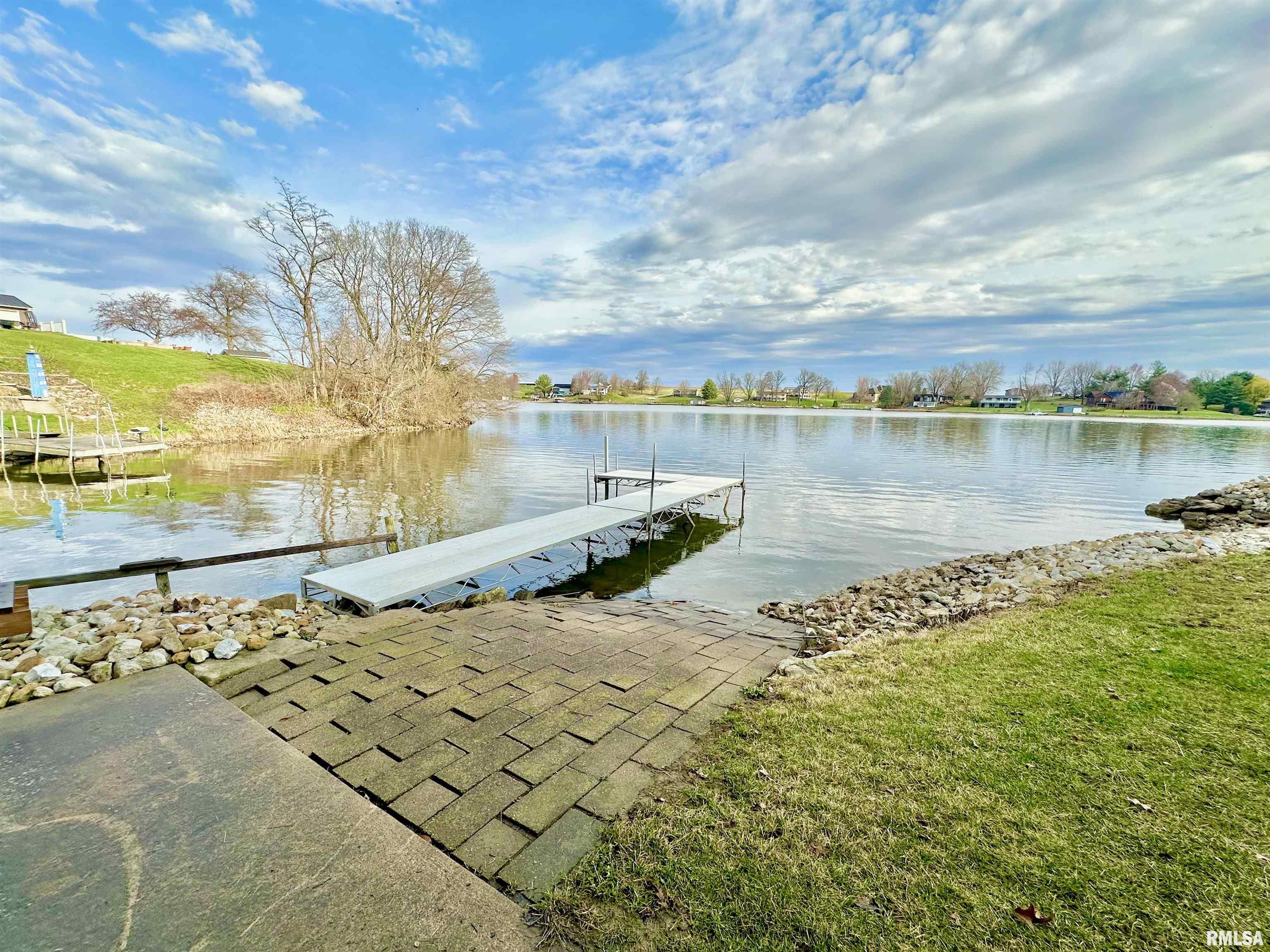 314 Lakeview Drive, Avon, Illinois image 28