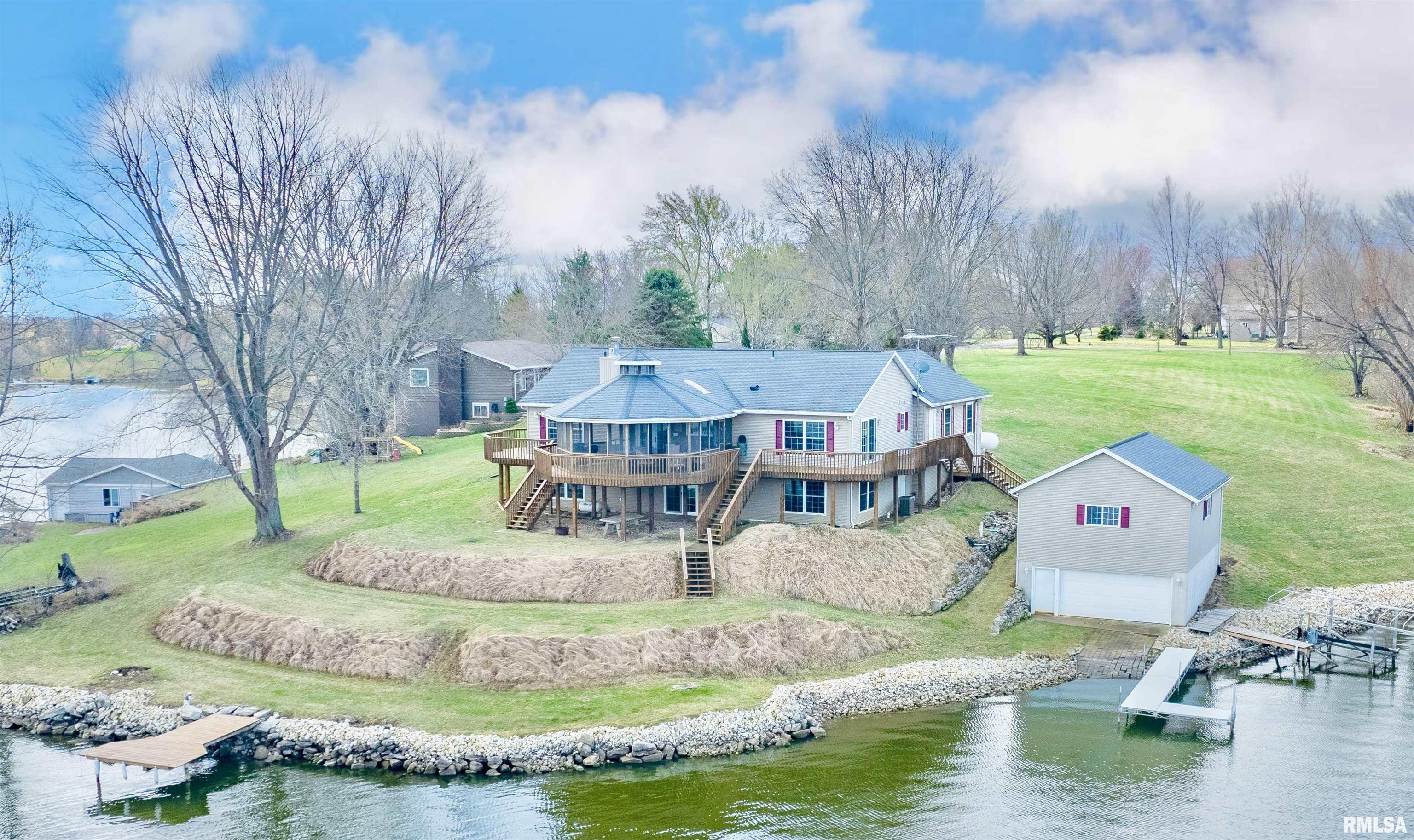 314 Lakeview Drive, Avon, Illinois image 3