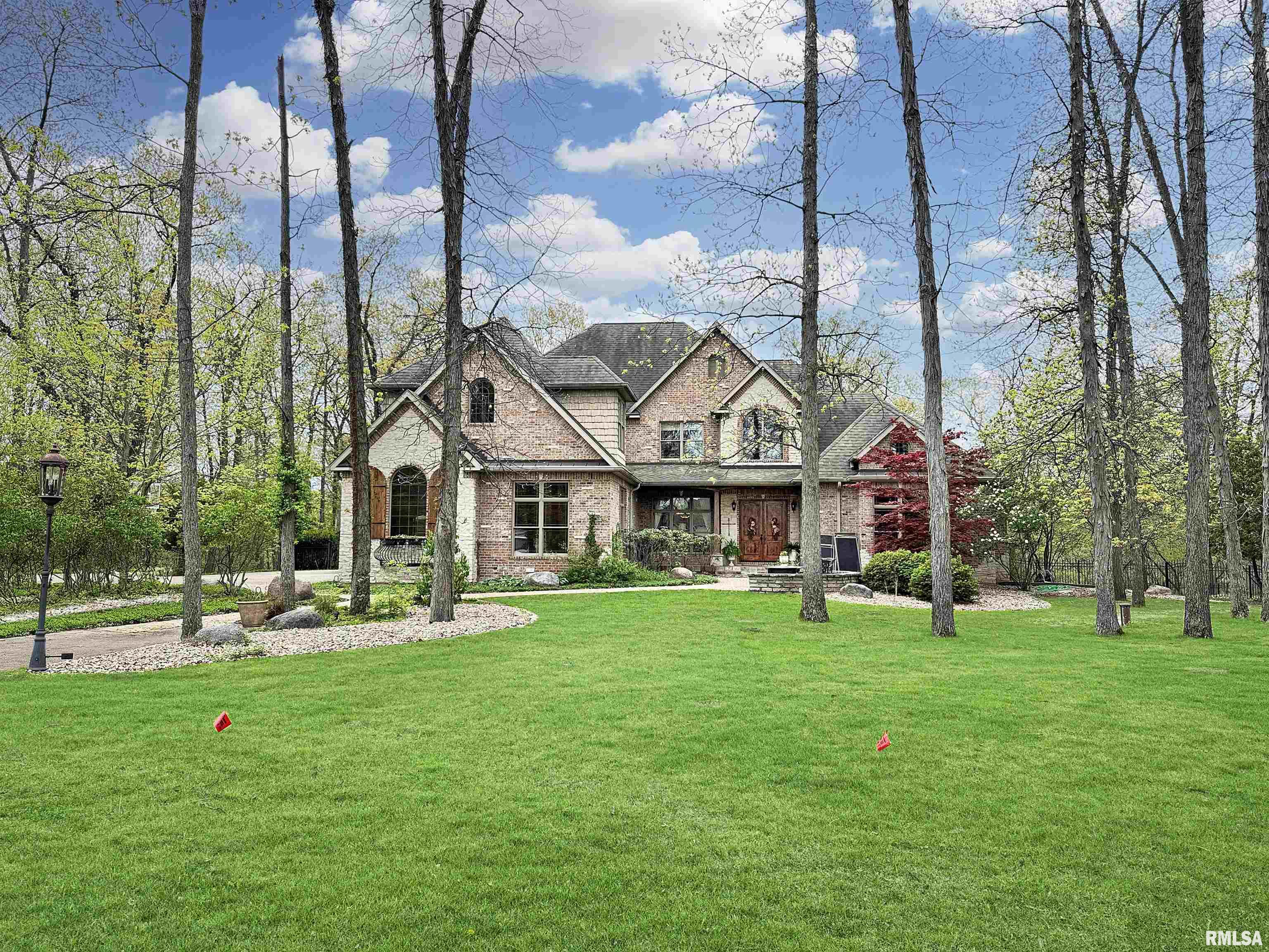 7300 N Honeysuckle Court, Brimfield, Illinois image 3