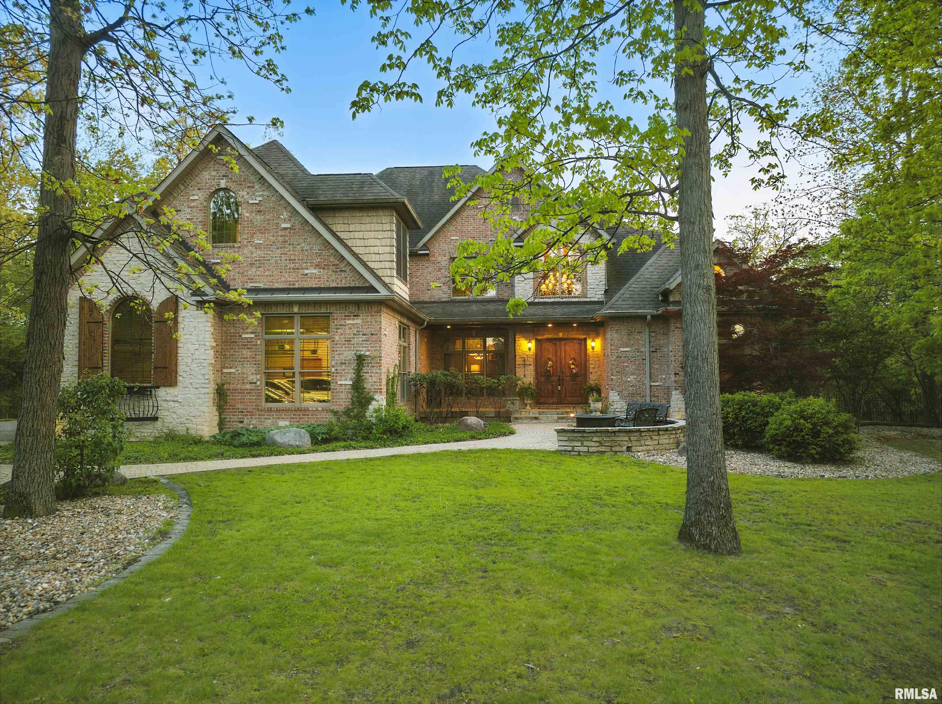 7300 N Honeysuckle Court, Brimfield, Illinois image 1