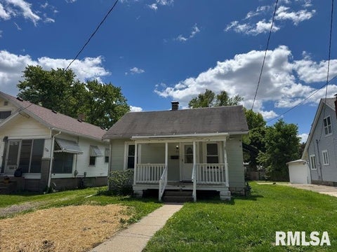 Homes For Sale - 724 E Gift Avenue<br/> Peoria County, Peoria, IL 61603