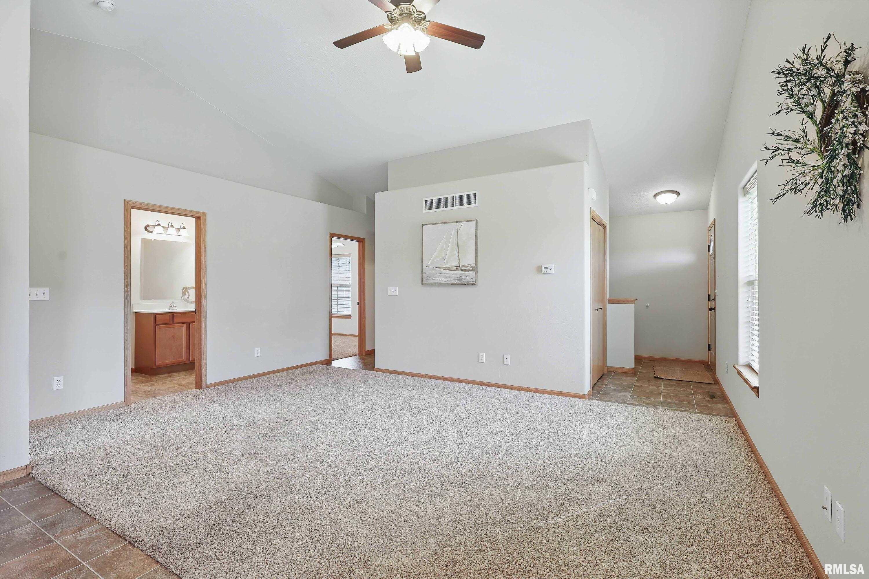 6120 Deere Creek Lane #A, Davenport, Iowa image 10