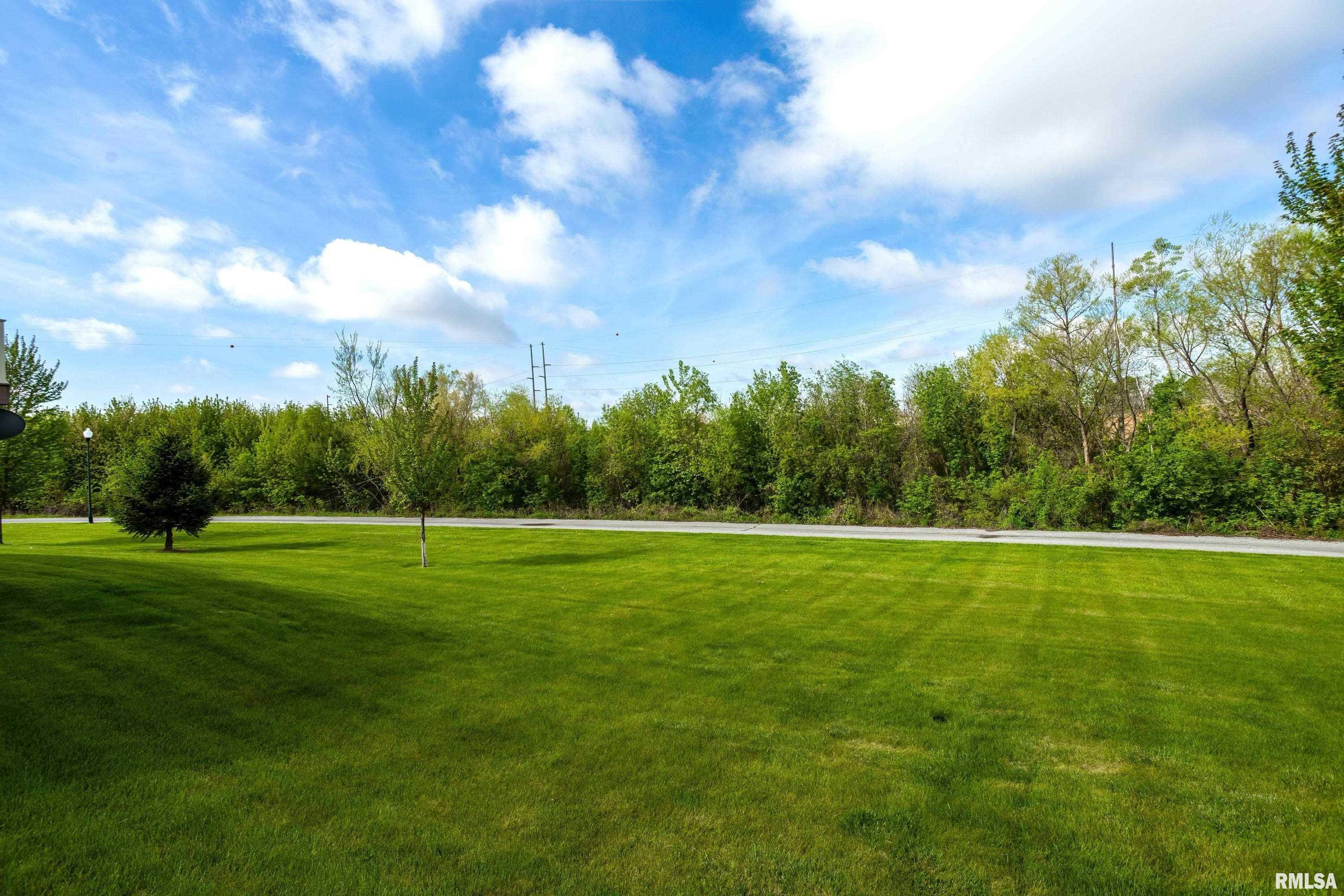 6120 Deere Creek Lane #A, Davenport, Iowa image 34
