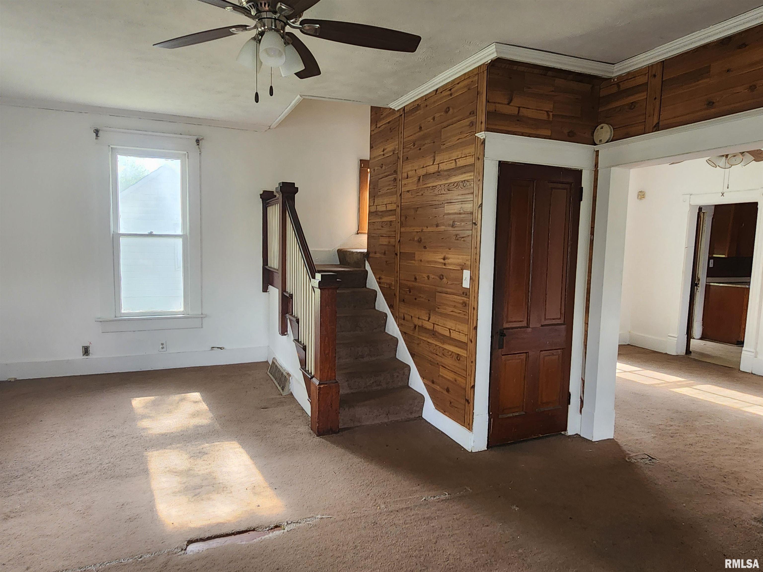 1102 3rd Street, Lincoln, Illinois image 3