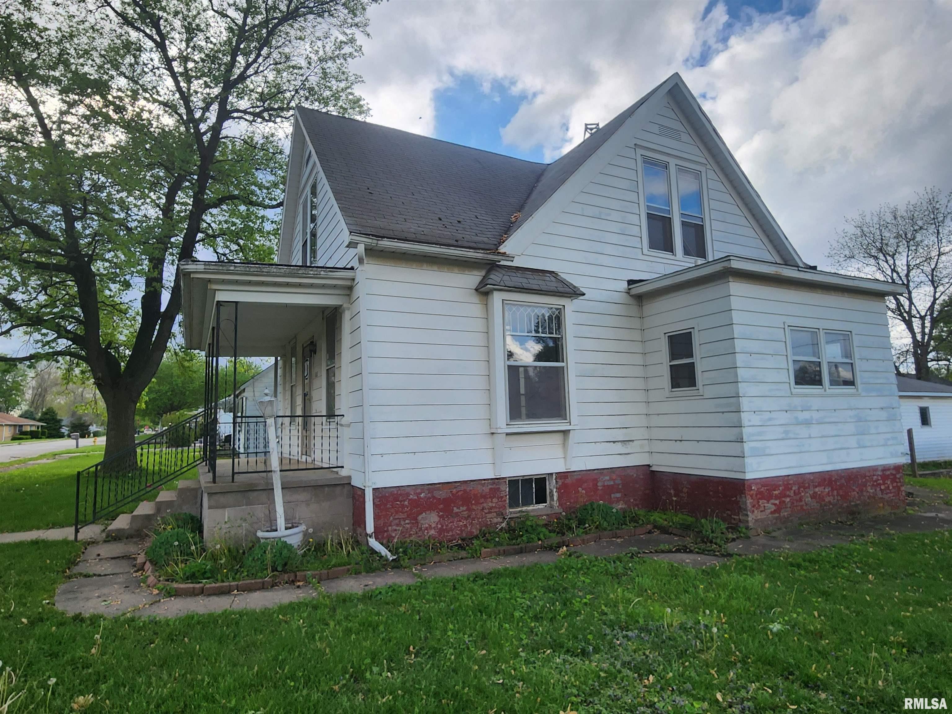 1102 3rd Street, Lincoln, Illinois image 15