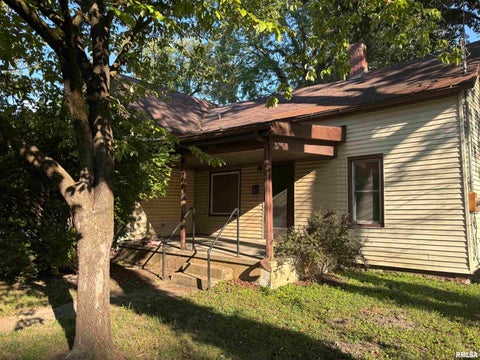 Homes For Sale - 426 North Street<br/> Murphysboro, IL 62966