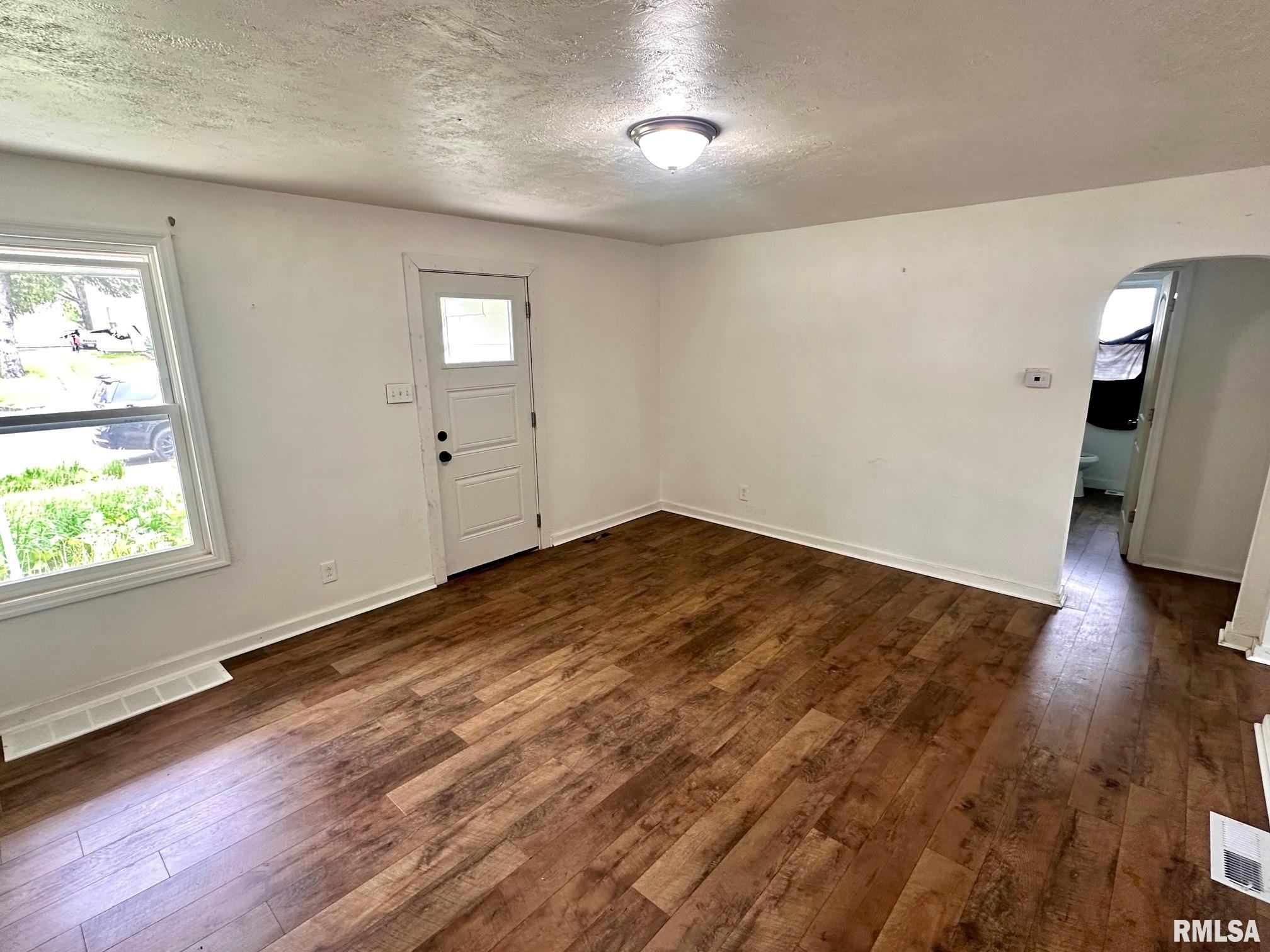 945 N Church Street, Jacksonville, Illinois image 3