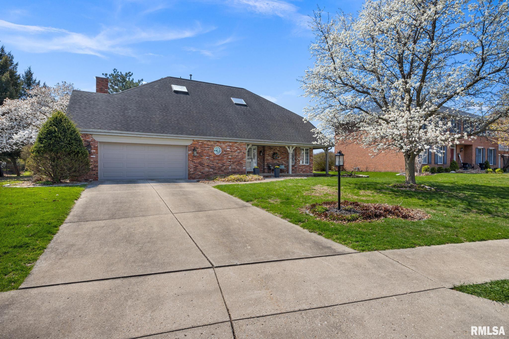 1312 W Wexford Place, Peoria, Illinois image 2