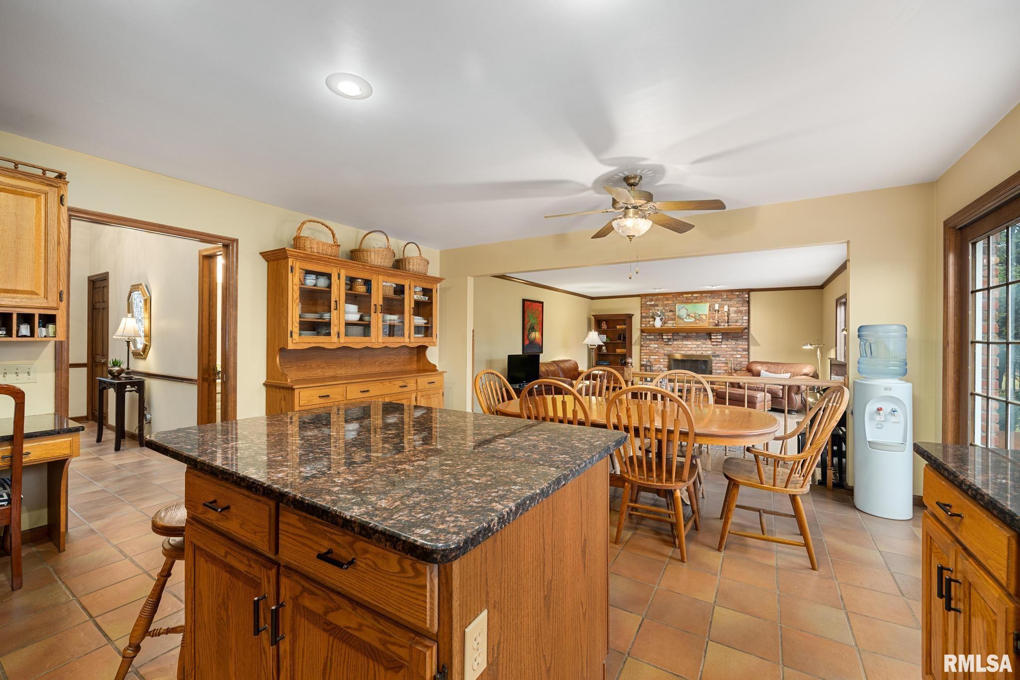1312 W Wexford Place, Peoria, Illinois image 9