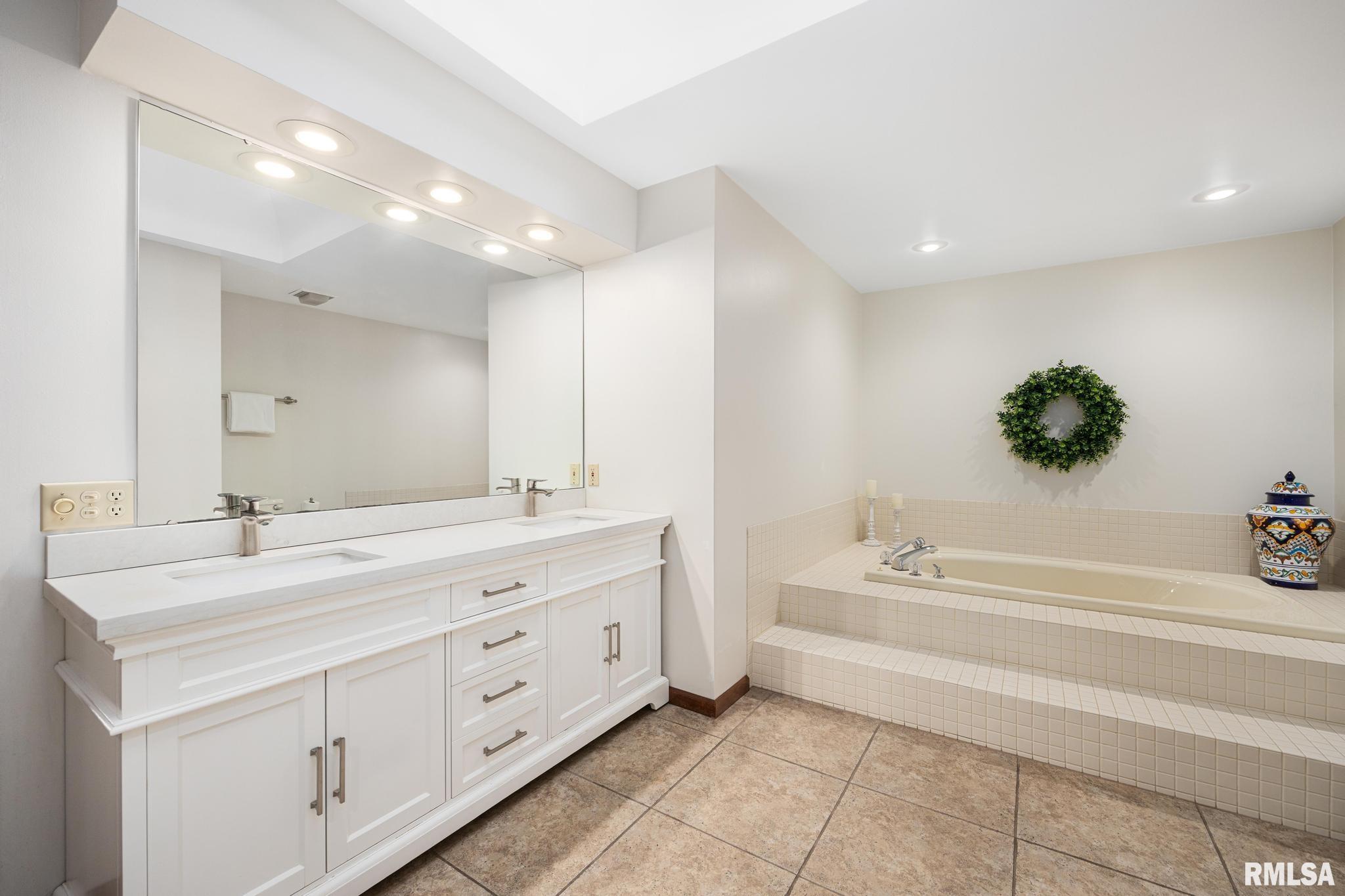 1312 W Wexford Place, Peoria, Illinois image 25