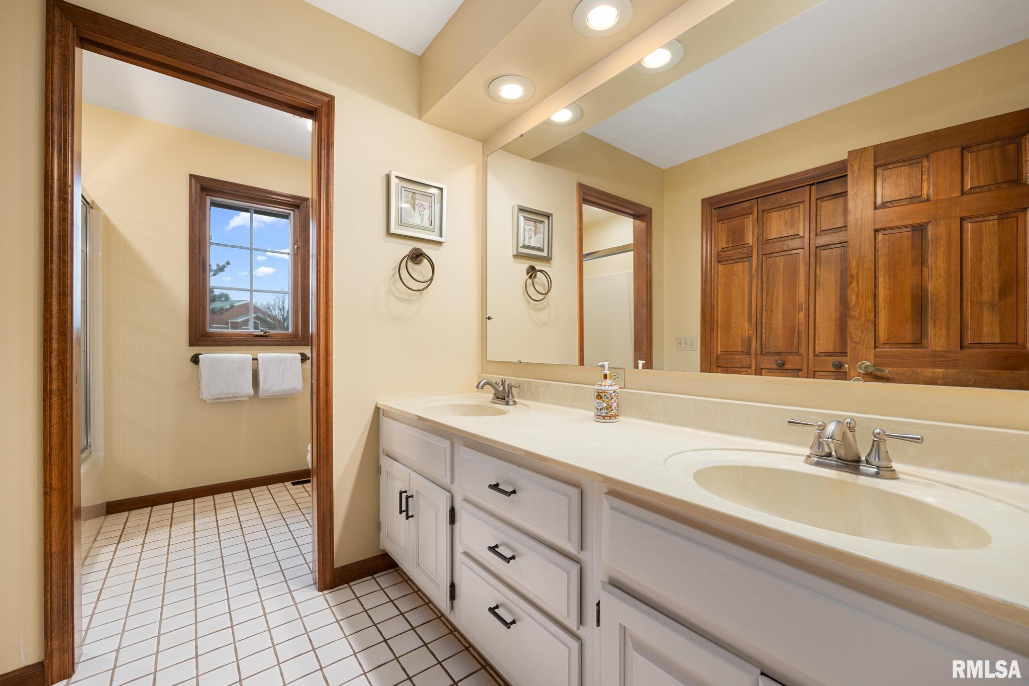 1312 W Wexford Place, Peoria, Illinois image 21