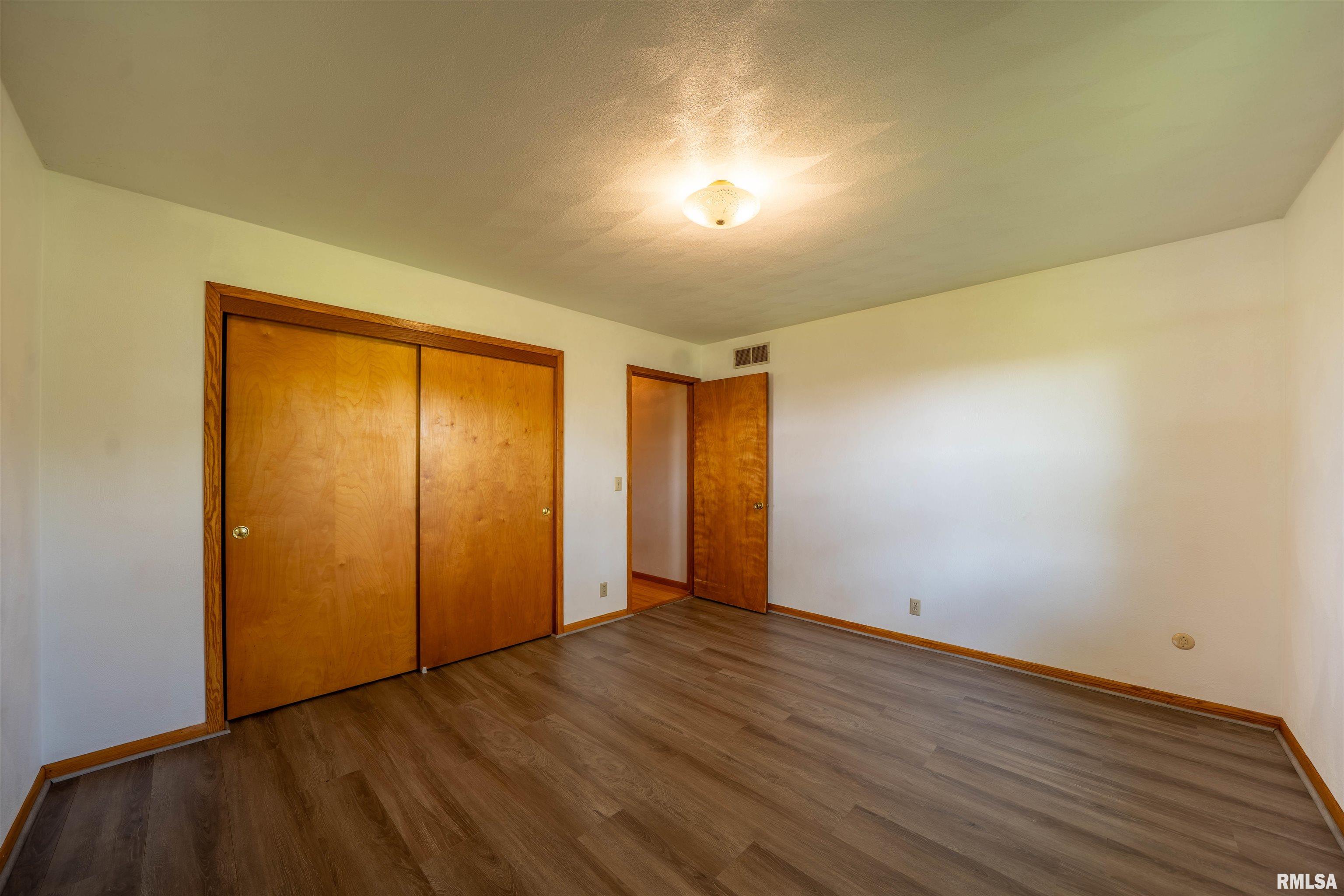 15361 Furrow Road, Pekin, Illinois image 20