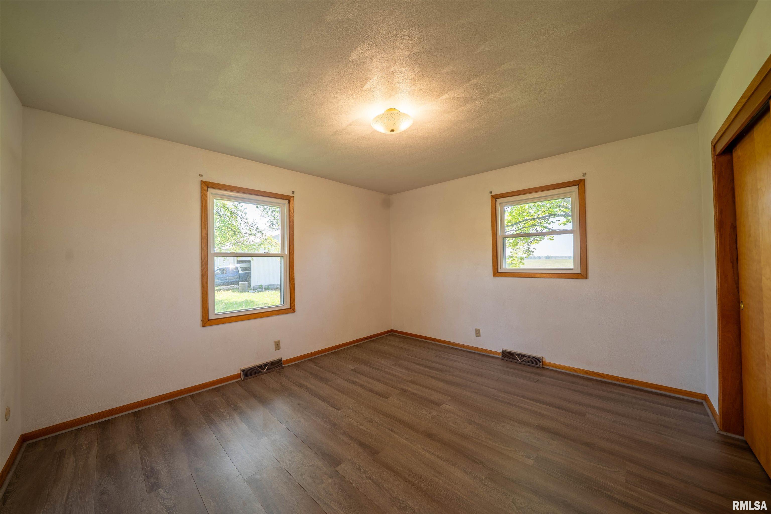 15361 Furrow Road, Pekin, Illinois image 18