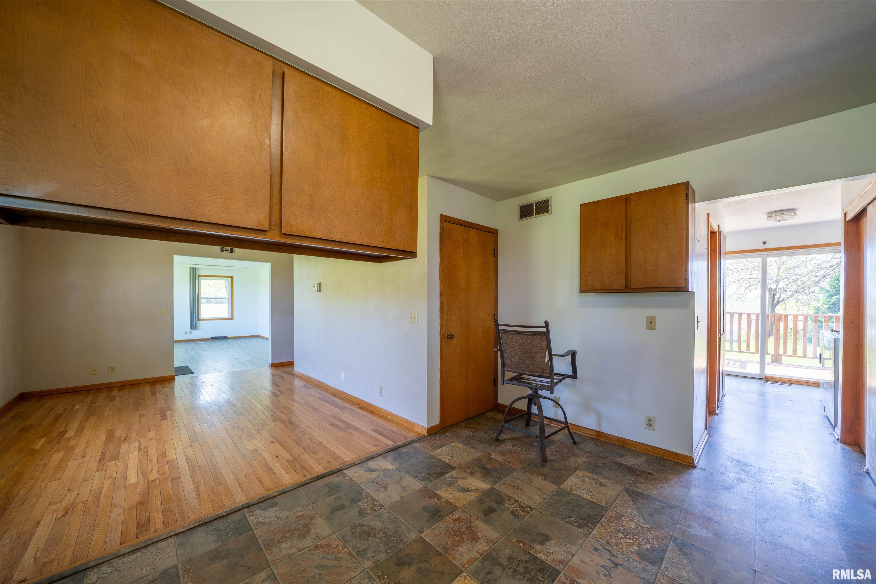 15361 Furrow Road, Pekin, Illinois image 14