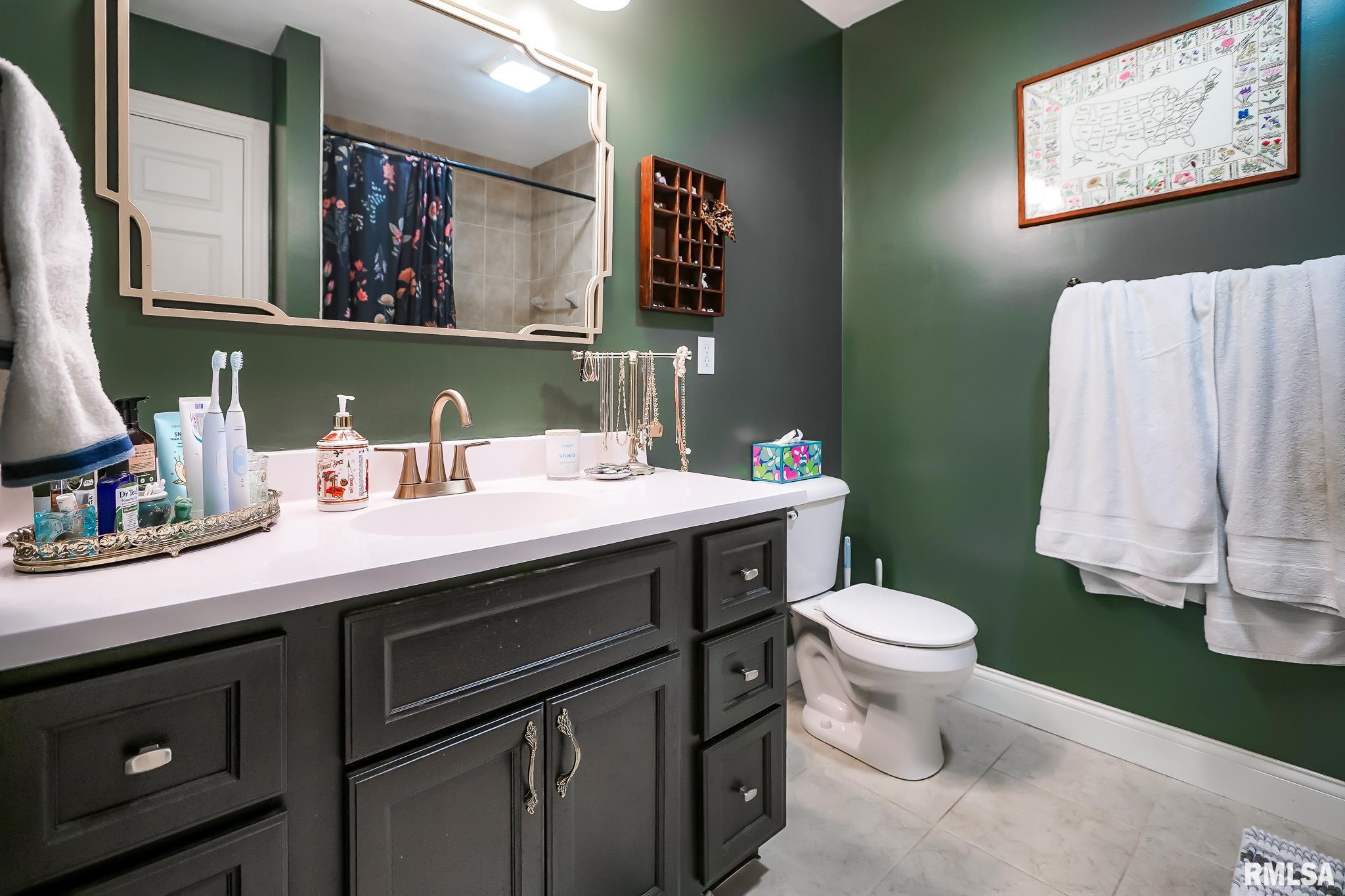 15207 N 7th Street, Chillicothe, Illinois image 36