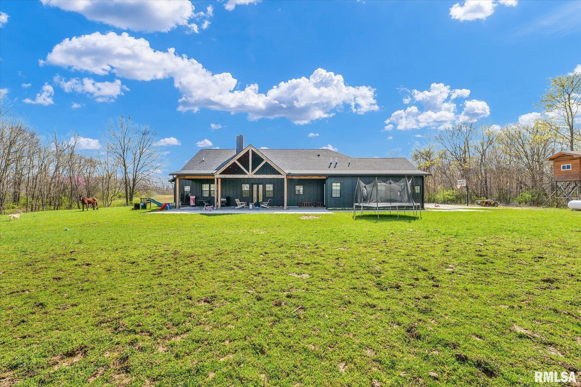 15295 E County Road 150 N, Charleston, Illinois image 8