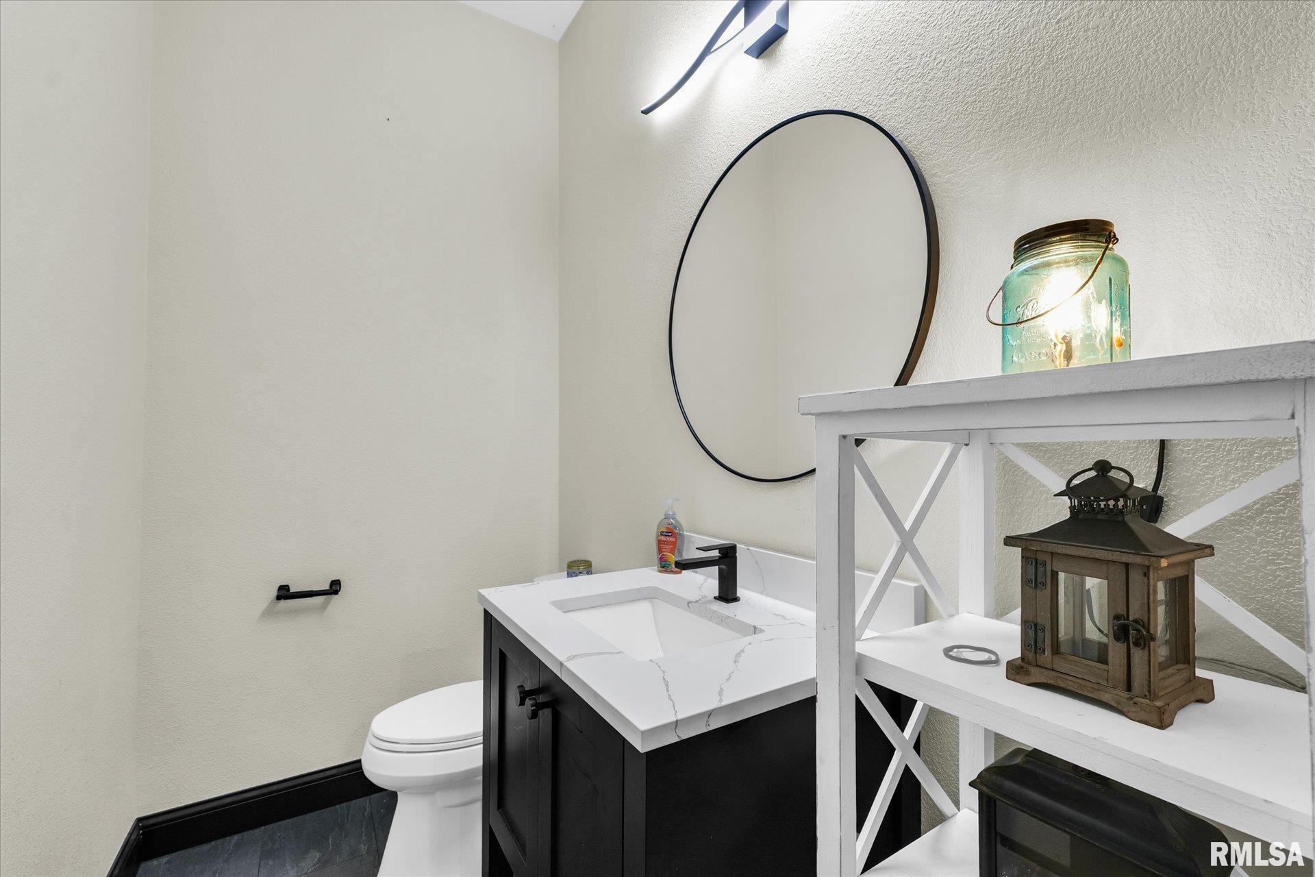 15295 E County Road 150 N, Charleston, Illinois image 30