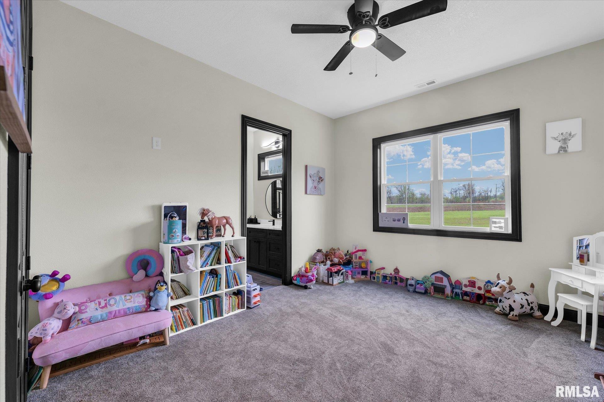 15295 E County Road 150 N, Charleston, Illinois image 18